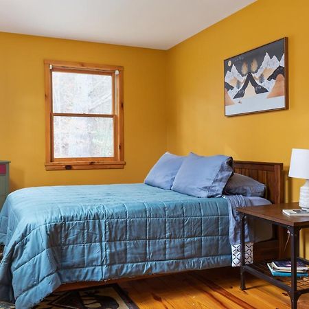 Sleepy Hollow 5Br Cabin - National Park 7 Min, Hot Tub, Fire Pit, Sleeps 12 Luray Luaran gambar