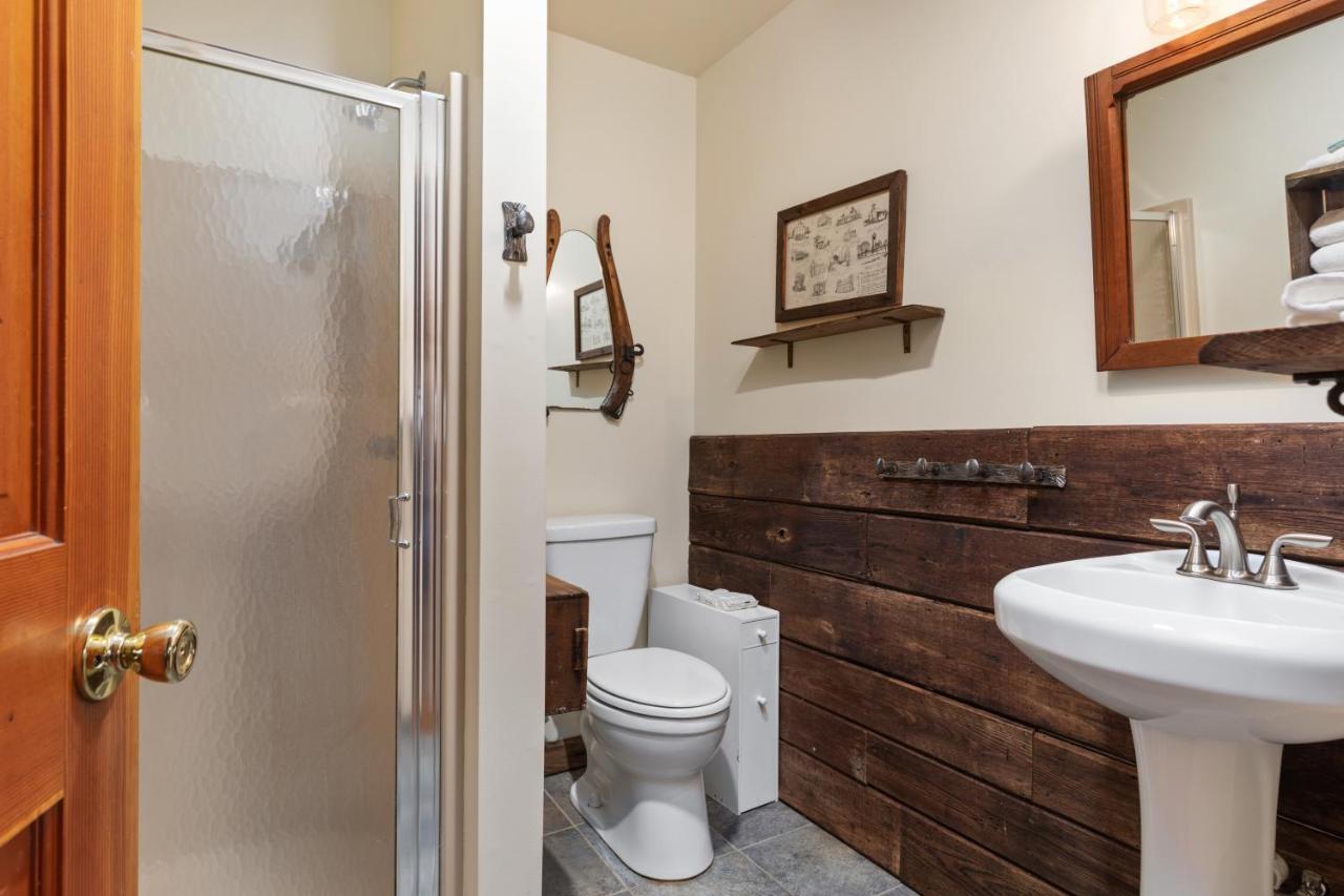 Sleepy Hollow 5Br Cabin - National Park 7 Min, Hot Tub, Fire Pit, Sleeps 12 Luray Luaran gambar