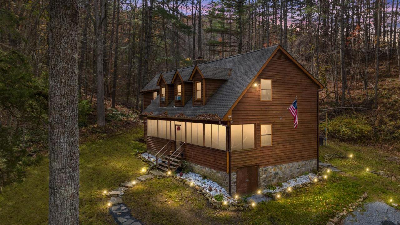 Sleepy Hollow 5Br Cabin - National Park 7 Min, Hot Tub, Fire Pit, Sleeps 12 Luray Luaran gambar