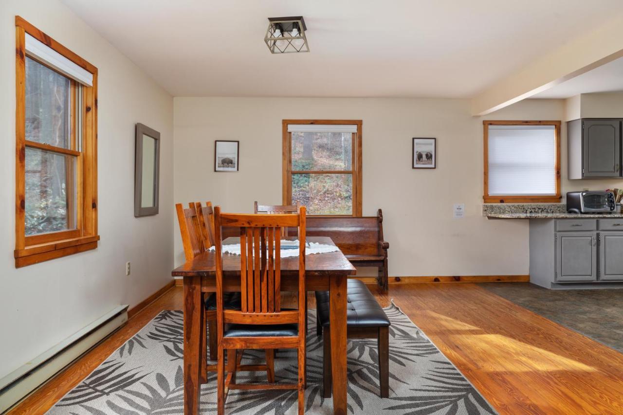 Sleepy Hollow 5Br Cabin - National Park 7 Min, Hot Tub, Fire Pit, Sleeps 12 Luray Luaran gambar