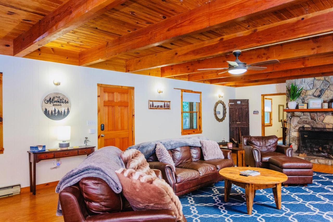 Sleepy Hollow 5Br Cabin - National Park 7 Min, Hot Tub, Fire Pit, Sleeps 12 Luray Luaran gambar