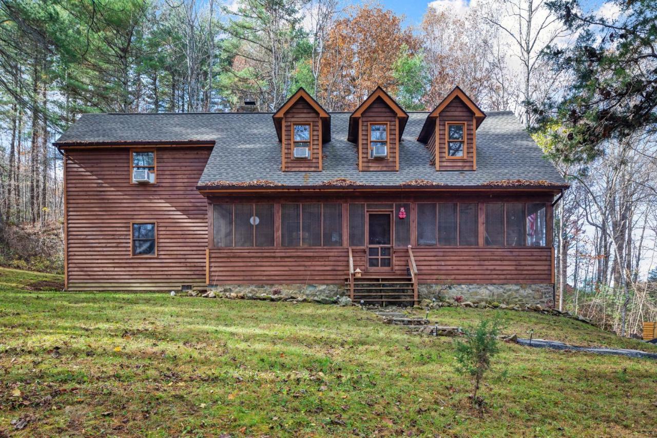 Sleepy Hollow 5Br Cabin - National Park 7 Min, Hot Tub, Fire Pit, Sleeps 12 Luray Luaran gambar
