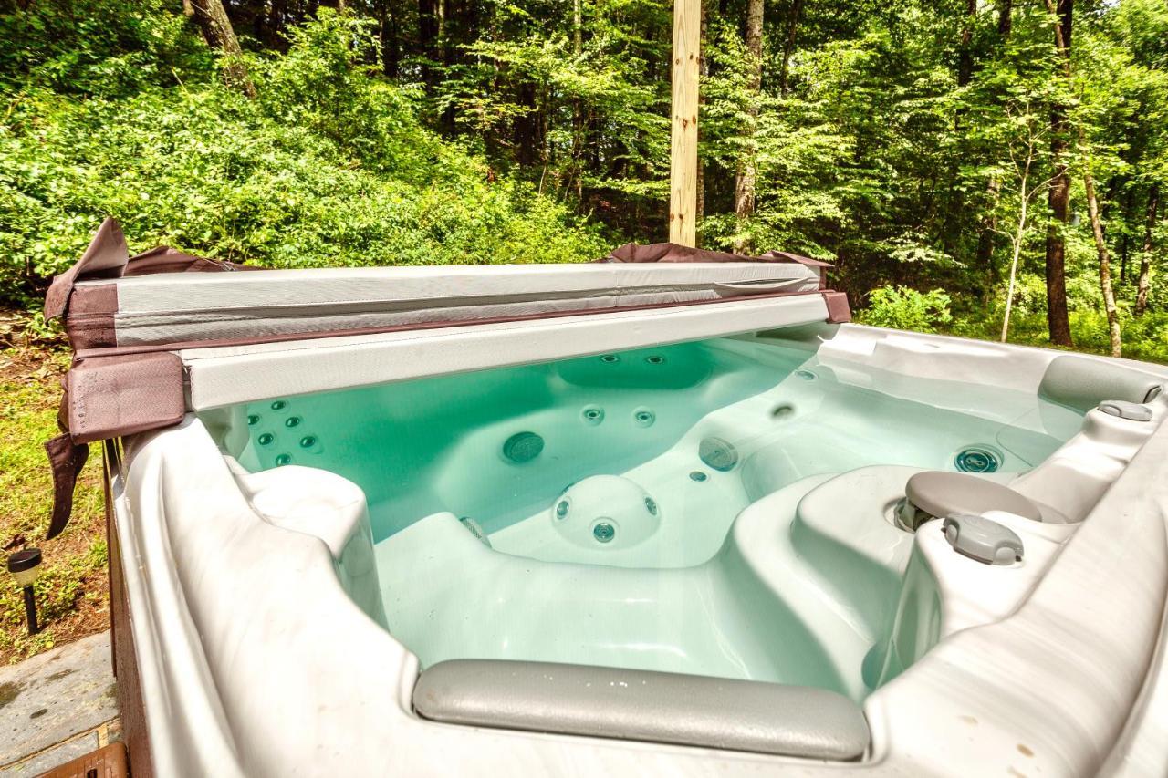 Sleepy Hollow 5Br Cabin - National Park 7 Min, Hot Tub, Fire Pit, Sleeps 12 Luray Luaran gambar