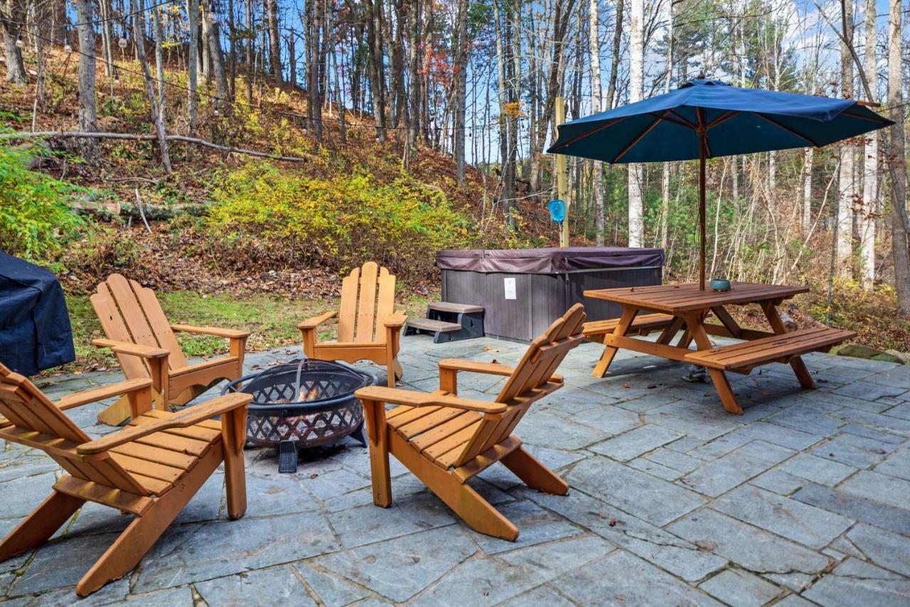 Sleepy Hollow 5Br Cabin - National Park 7 Min, Hot Tub, Fire Pit, Sleeps 12 Luray Luaran gambar